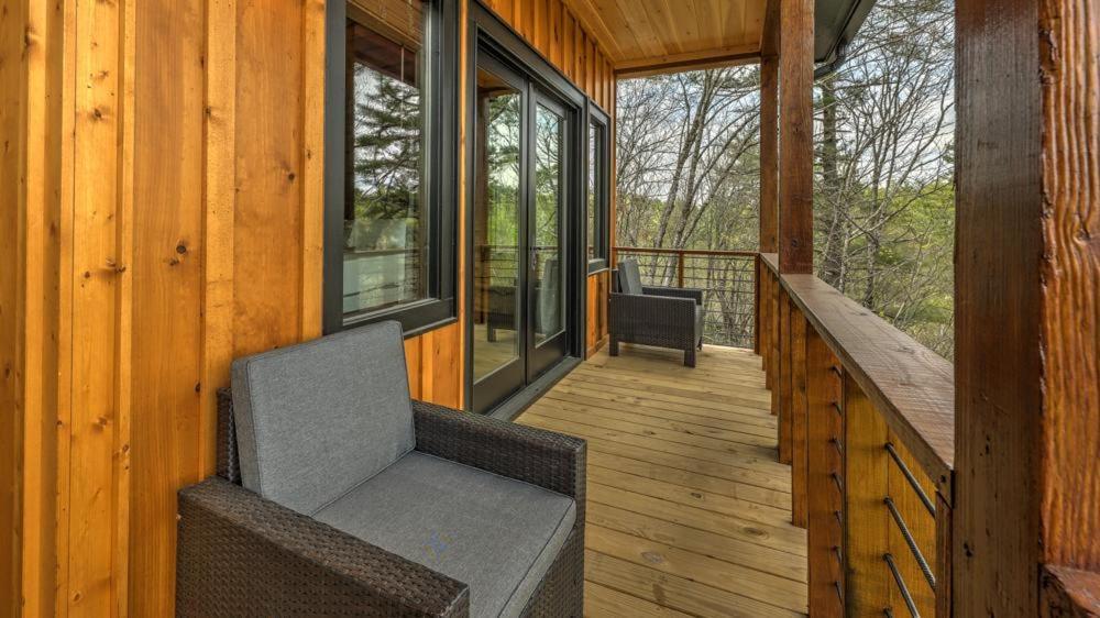 Honey Bear Lodge ブルーリッジ山脈 エクステリア 写真