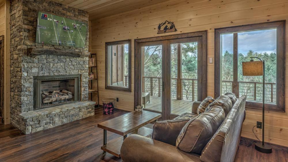 Honey Bear Lodge ブルーリッジ山脈 エクステリア 写真